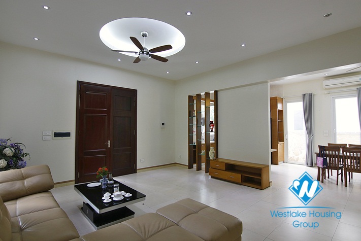 Affordable single detached villa for rent in Vinhomes Riverside, Hanoi